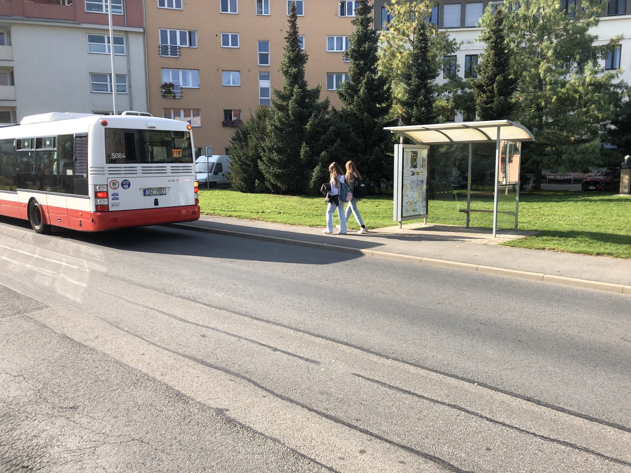 autobus zastávka mhd