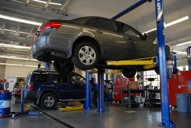 Máte automobil starší, než 10 let? Je možné, že s ním budete muset na technickou kontrolu zamířit každý rok. Foto: Pixabay