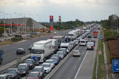 Dálnice, automobily, kolona. Foto: ŘSD