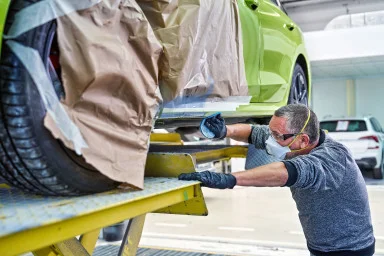 Úpravy podvozku ve Škodě Auto. Foto: Škoda Auto