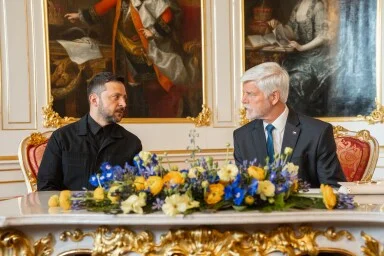 Ukrajinský prezident Volodymyr Zelenskyj a český prezident Petr Pavel. Foto: Pražský hrad