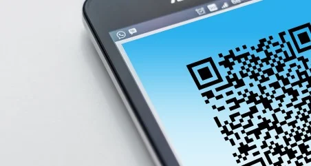Mobilní telefon, QR kód. Foto: Pixabay