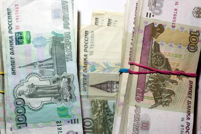 Svazek, peníze, rubly. Foto: Pixabay