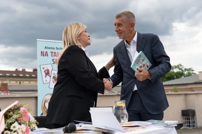 polička politik