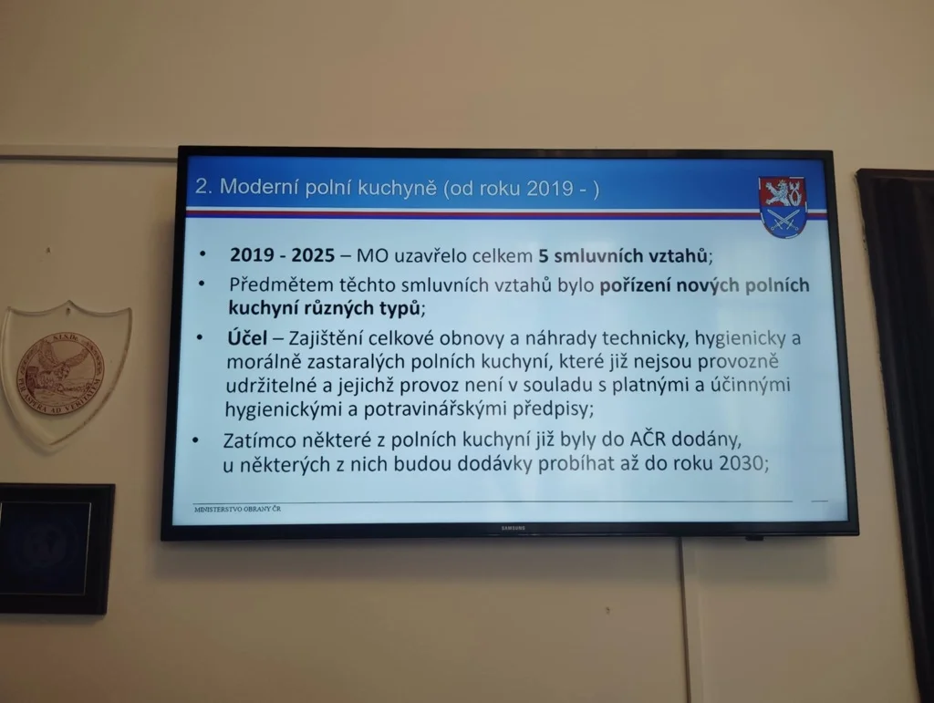 data obrazovka