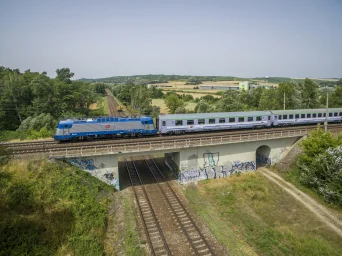 Vlak, krajina
