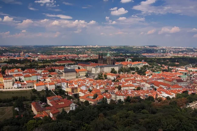 Město