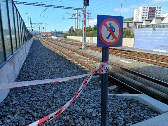 Trať