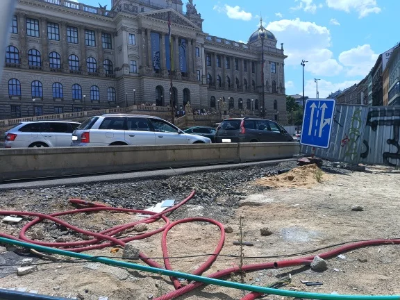 Auta, město