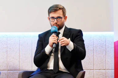 Daniel Vladyka Apogeo