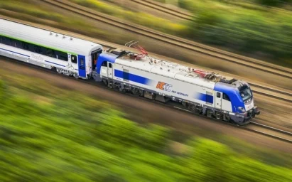 vlak intercity