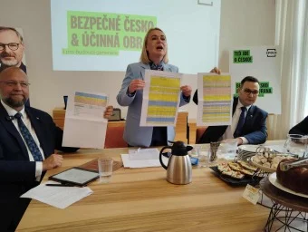 politička argumenty