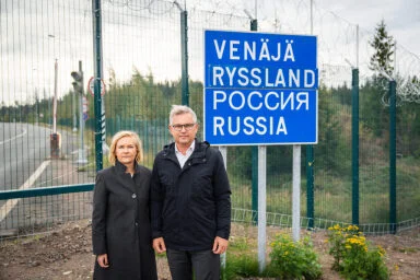 finská ministryně vnitra Mari Rantanenová a evropský komisař pro vnitřní záležitosti Magnus Brunner