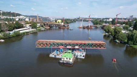Vltava, převoz