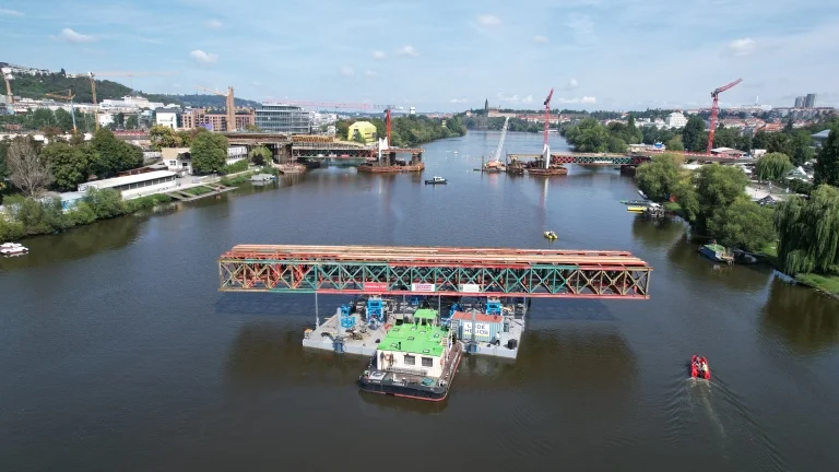 Vltava, převoz