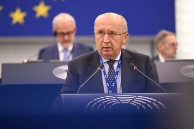 evropský komisař pro obranu Andrius Kubilius