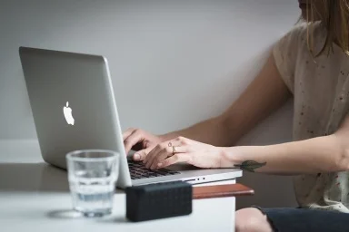 laptop Apple