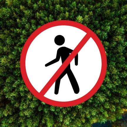 zákaz vstupu ostraha