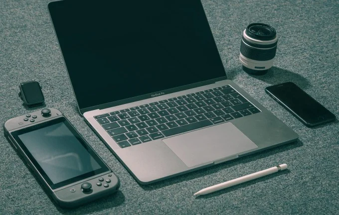 elektronika od Apple