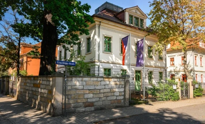 budova generálního konzulátu v Drážďanech