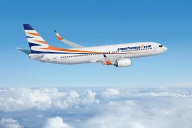 letadlo Smartwings ve vzduchu