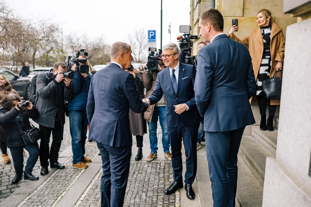 Havlíček: Vláda rozhodne o nových reaktorech v Temelíně. A nemusí je stavět Korejci
