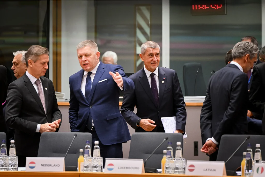 Evropa se dohodla na půjčce pro Ukrajinu. Bez záruk od Babiše, Orbána i Fica