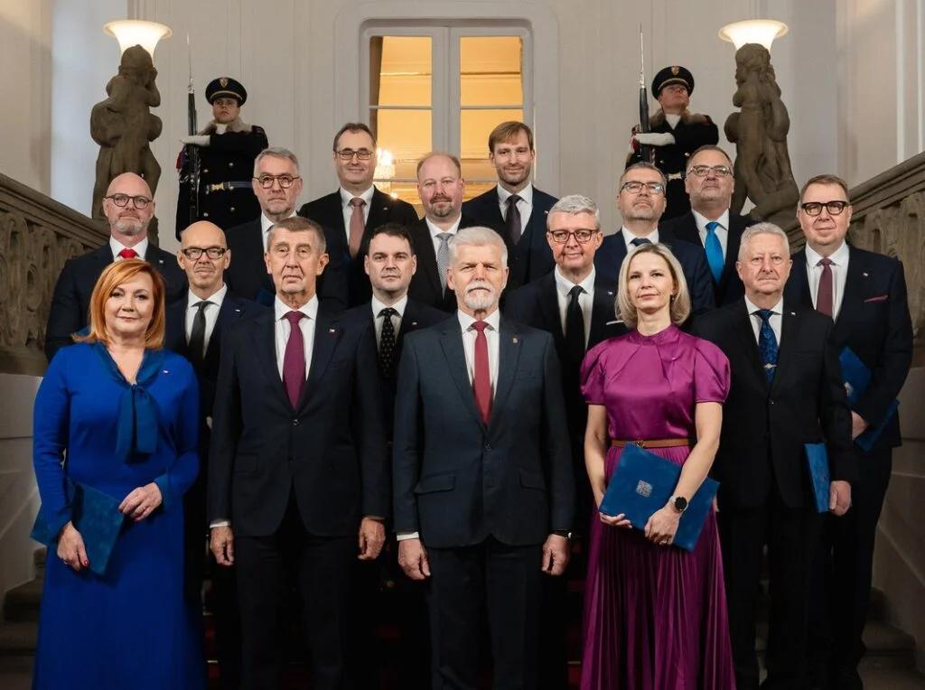 Vysoké daně, nelegální migranti a chybějící byty. 10 problémů, které slibuje Babišova vláda vyřešit