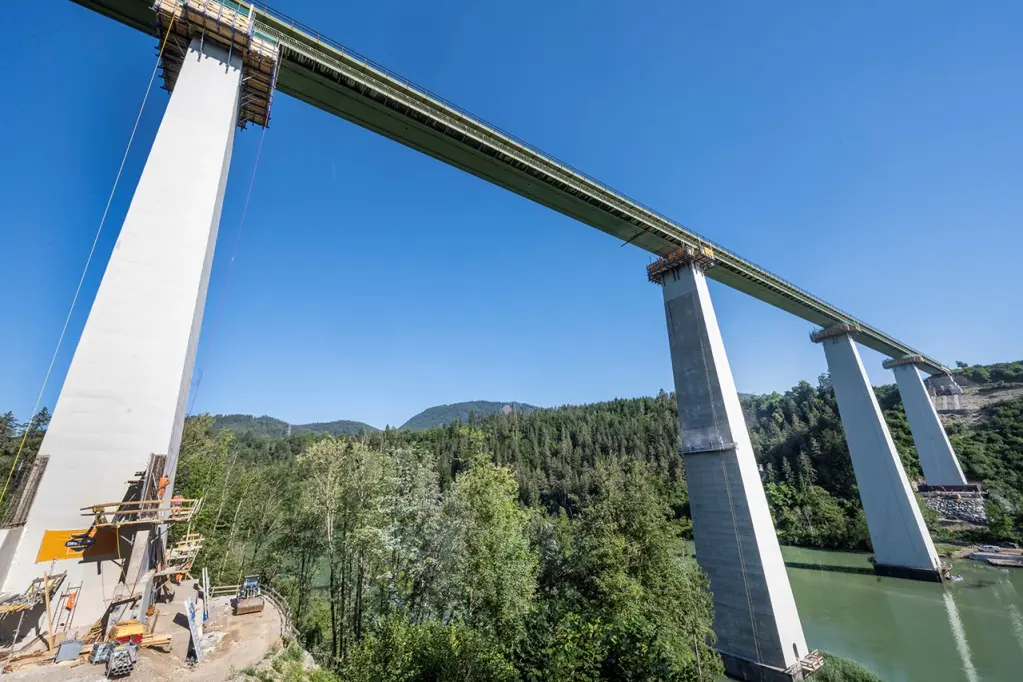 Rakousko otevřelo novou rychlotrať. Čas zkrátí na třetinu a využívat ji budou i České dráhy