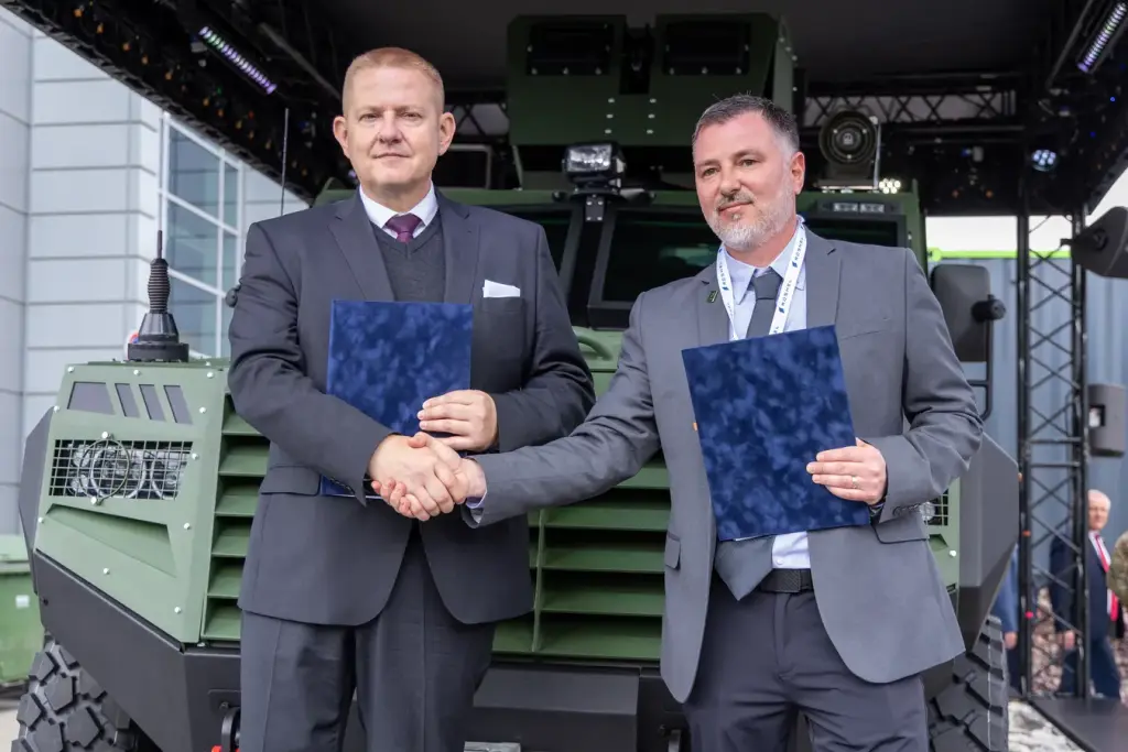 Jsme světová špička, doma ale narážíme na byrokracii, upozorňuje šéf známé zbrojovky