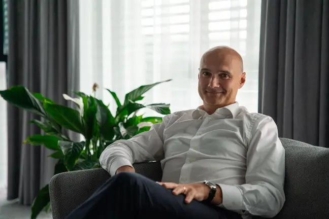 manažer zbraně továrny křeslo