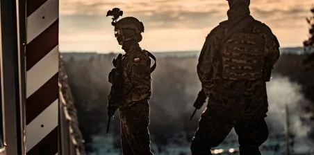 vojáci střežení špionáž