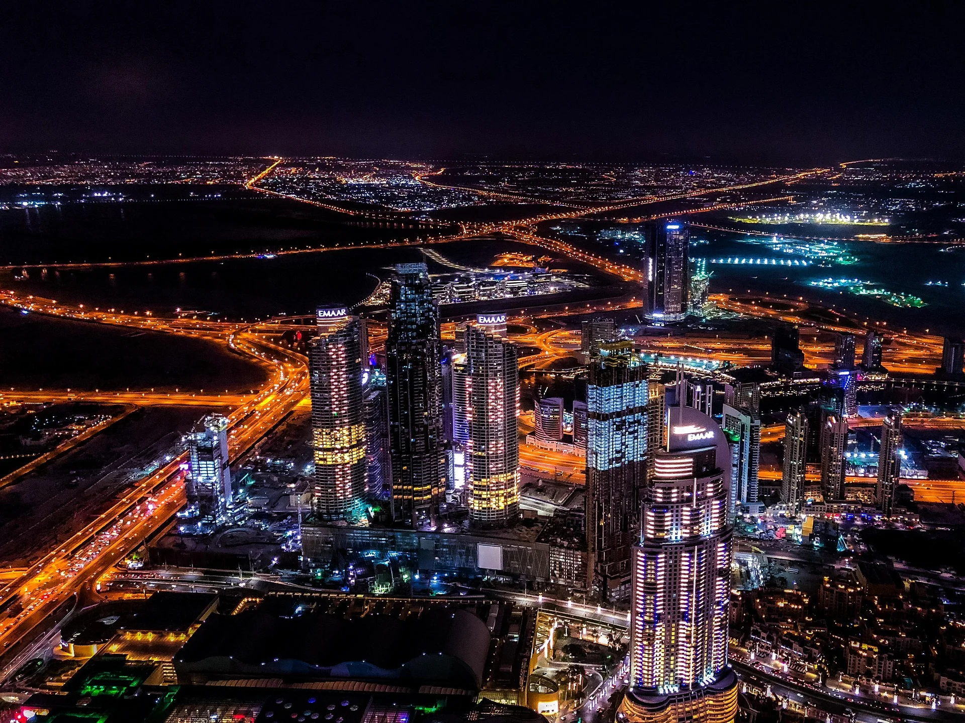 e-i-vsadili-na-byty-v-dubaji-jak-v-lka-ovlivn-jejich-investice