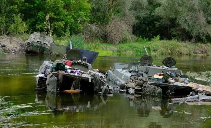 válka přírodní překážky znovuzdivočení přírody