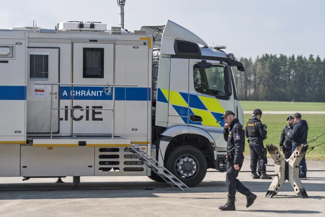 policie speciální vůz