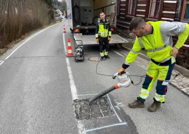 oprava vozovky mikrovlny