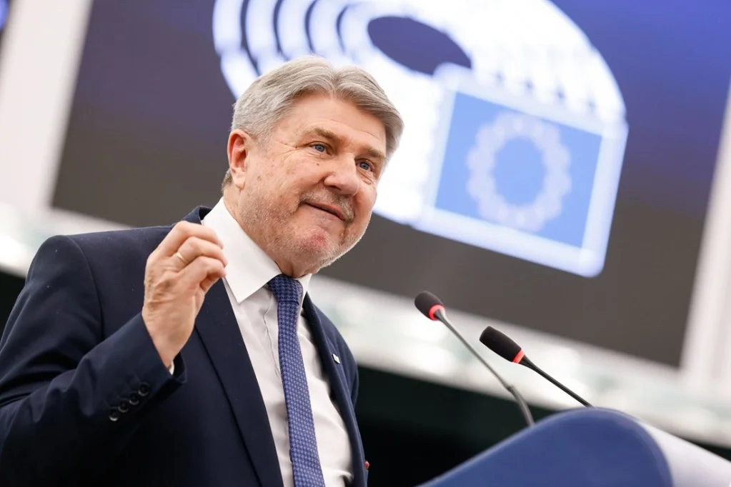 Bogdan Rzońca