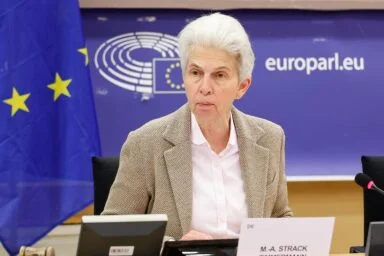 Marie-Agnes Strack-Zimmermannová