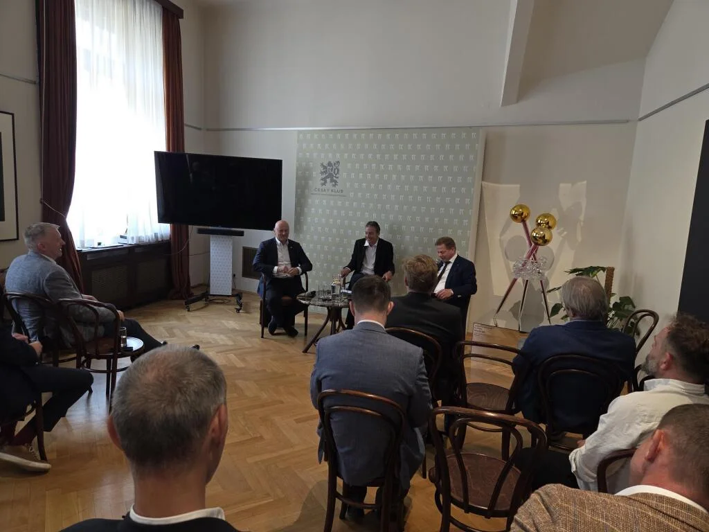 politik otázky veřejnost