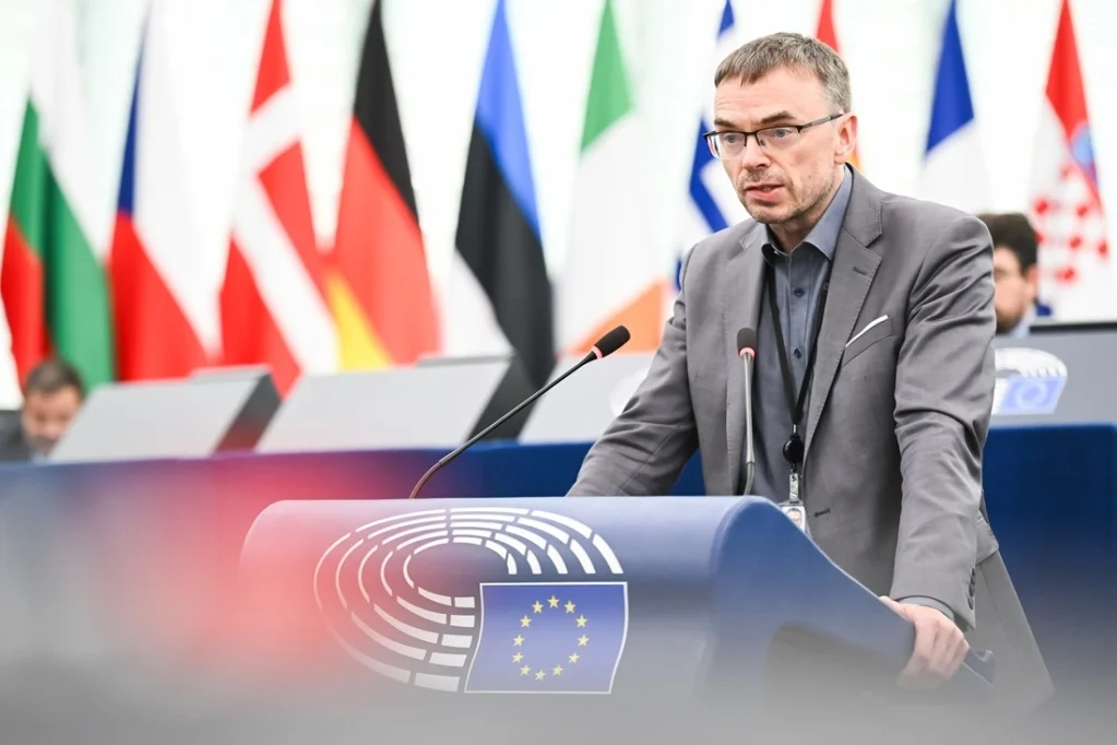 Sven Mikser