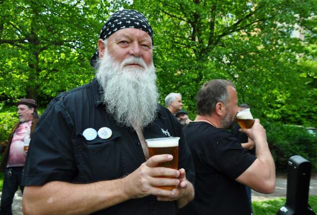 senátor vousy pivo