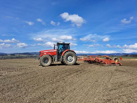 Traktor
