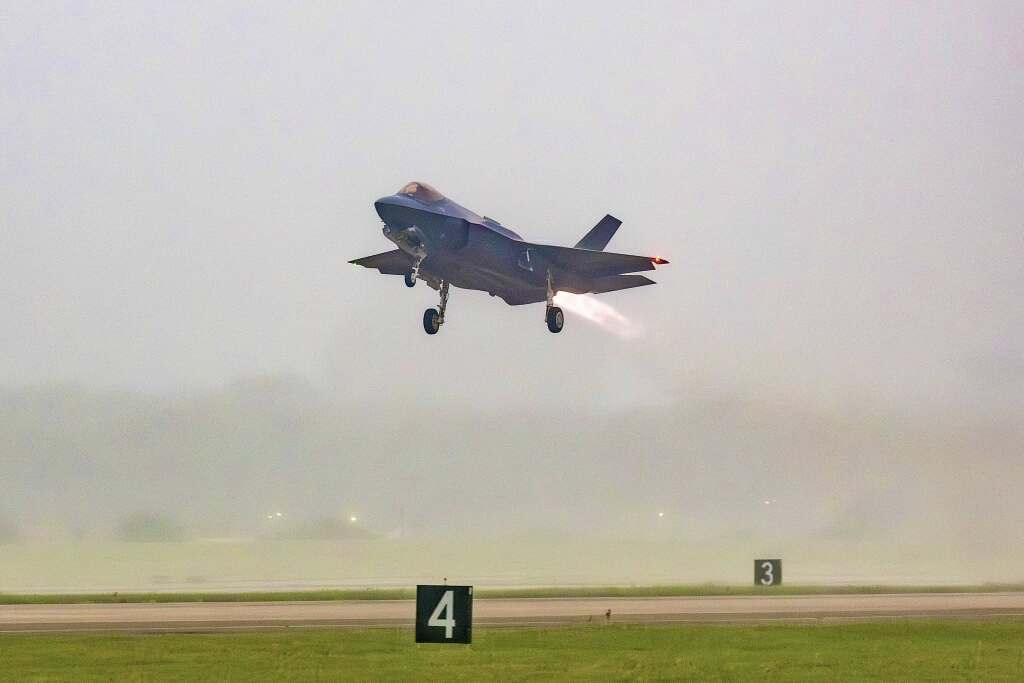 F-35 start