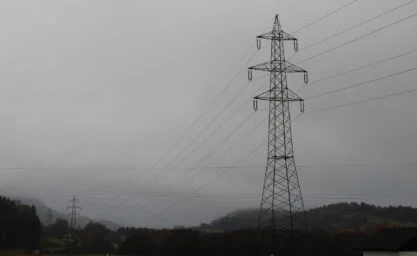 blackout, výpadek elektřiny, dráty, sloup, vysoké napětí, elektřina