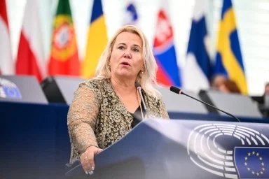 Klára Dostálová