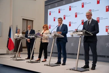 vláda Babiš Havlíček Schillerová Juchelka