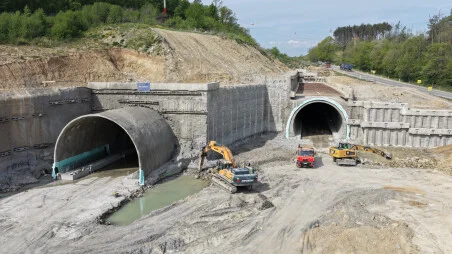 D35
