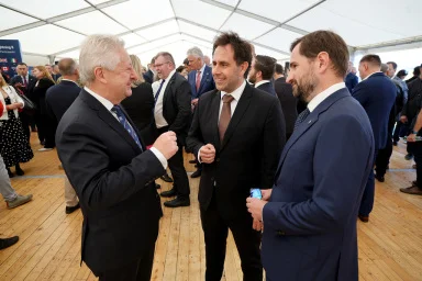 ministr Dny NATO