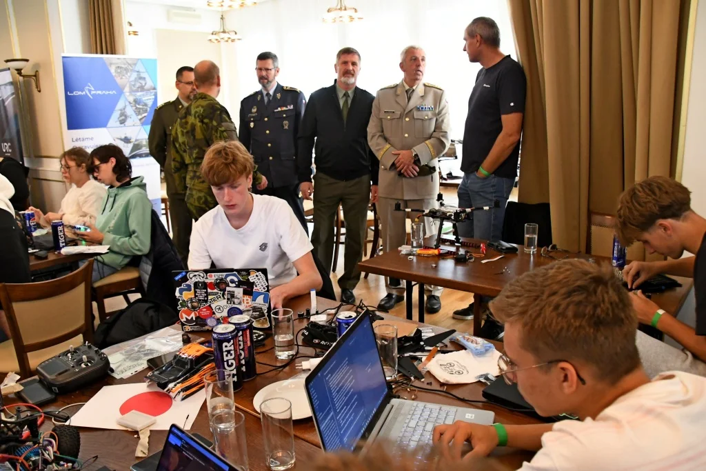 hackathon středoškoláci