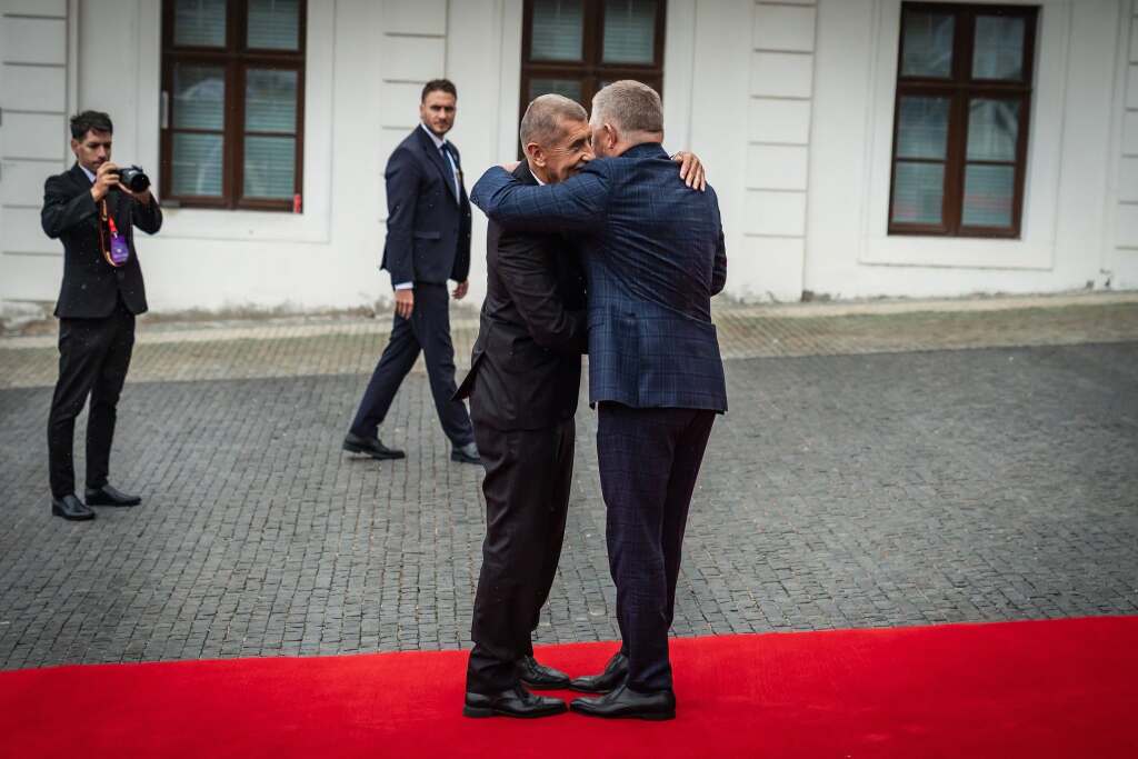 politici objetí
